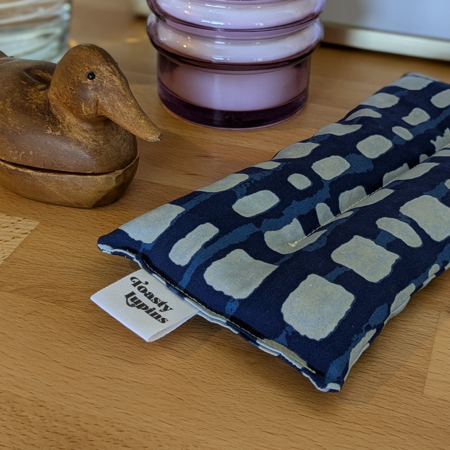 Teeny heat/cool pack