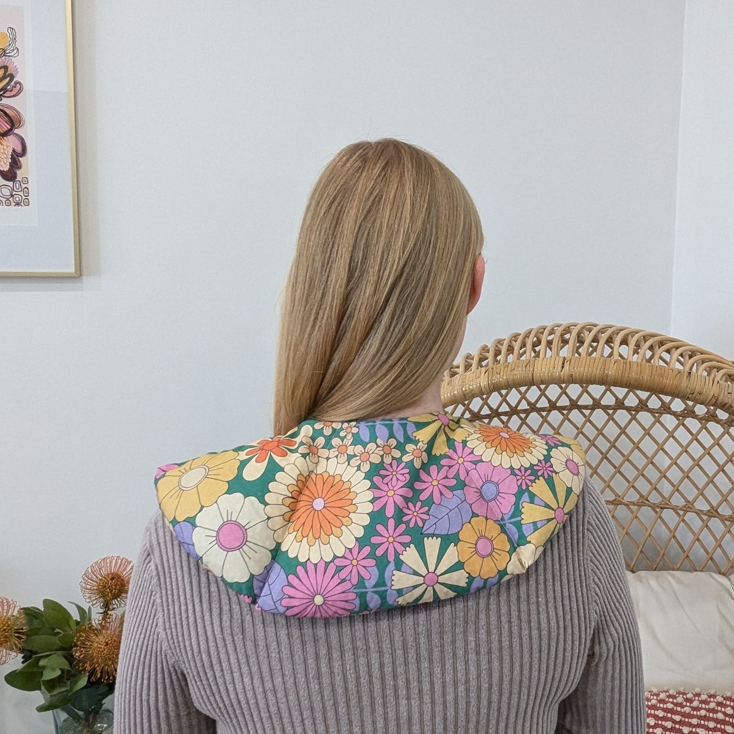 Shoulder heat/cool pack