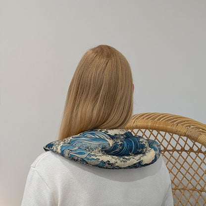 Shoulder heat/cool pack