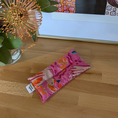 Teeny heat/cool pack